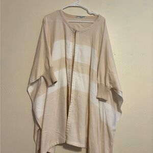 Apiece Apart Beige & White Knit Cape Poncho – One Size – Boho Minimalist Des